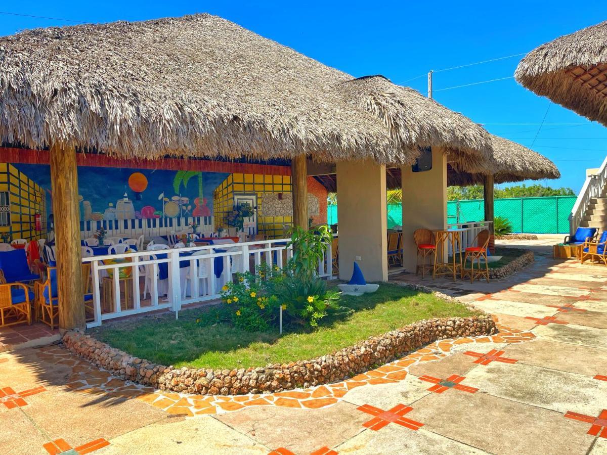 Puerto Blanco Marina & Hotel Luperon Exterior photo