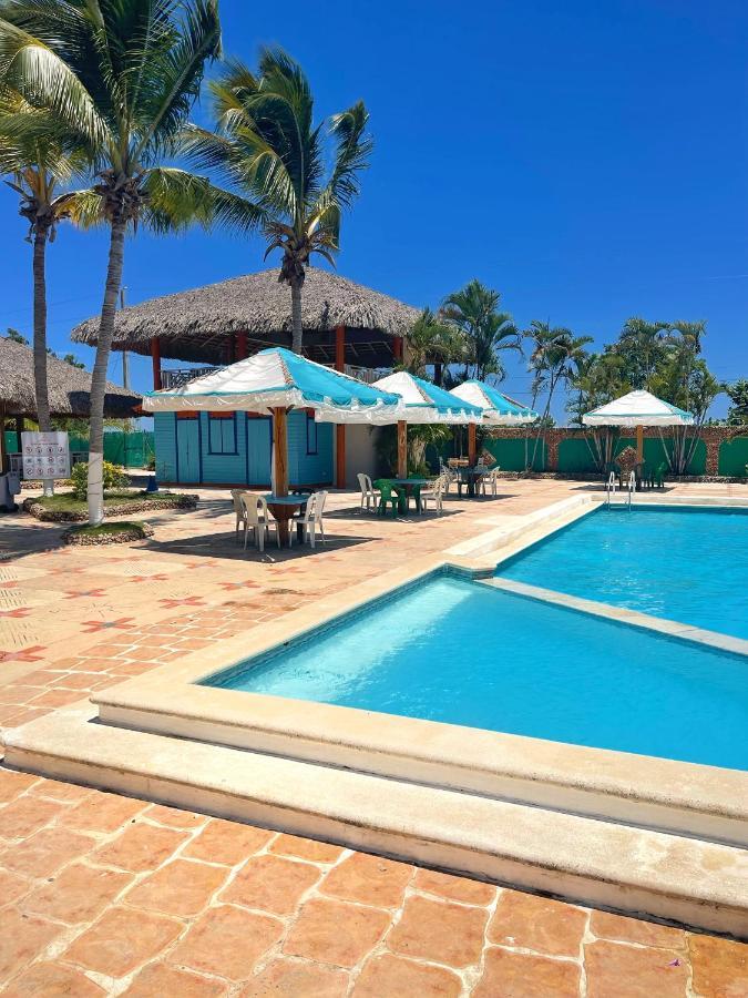 Puerto Blanco Marina & Hotel Luperon Exterior photo